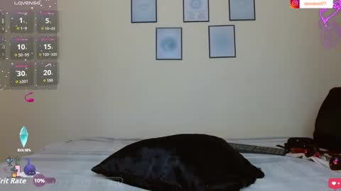 Izzabel Valentine online show from November 26, 5:14 pm