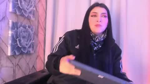 Jade West online show from July 16, 11:04 am