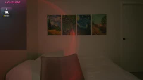 Snapshot of jackp0t__ chatting on October 29, 12:53 pm Win by life online show from October 29, 12:53 pm