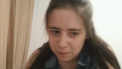 jacquelynsundin online show from September 16, 7:38 am