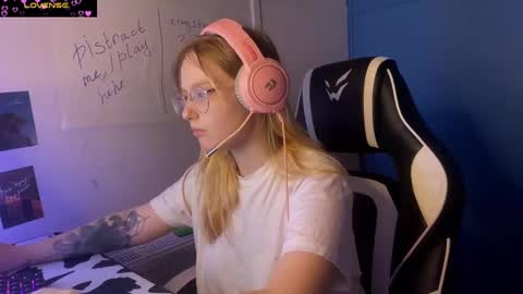 jacywinslat online show from March 2, 8:46 pm