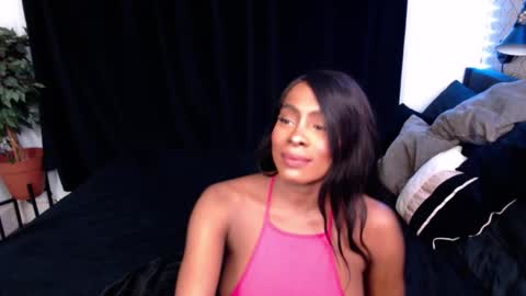 Snapshot of jade1677 chatting on October 25, 8:11 am Jade online show from October 25, 8:11 am