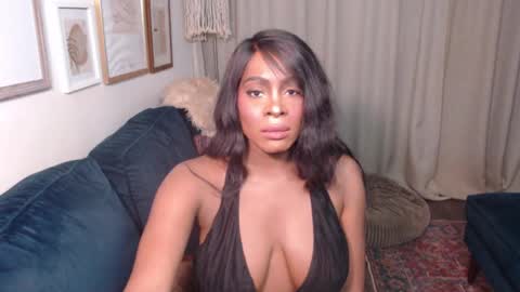 Snapshot of jade1677 chatting on December 2, 8:20 pm Jade online show from December 2, 8:20 pm