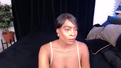 Snapshot of jade1677 chatting on October 13, 8:00 pm Jade online show from October 13, 8:00 pm