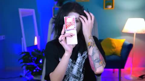 Snapshot of jade_castle chatting on October 9, 5:50 pm jade_castle online show from October 9, 5:50 pm