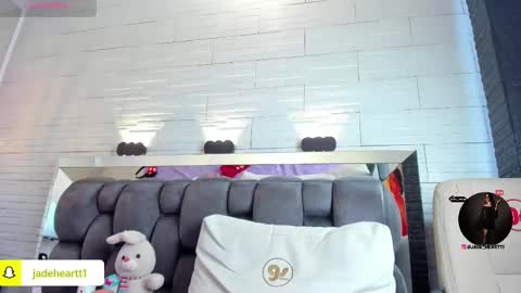  JADE  online show from October 15, 10:45 pm