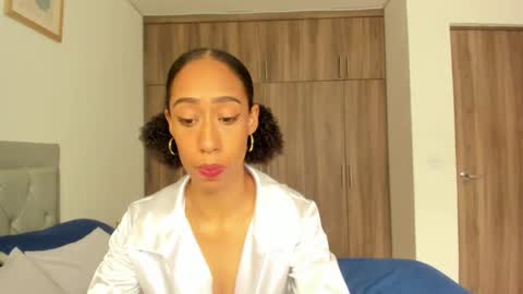 Jade smile online show from October 22, 3:39 pm