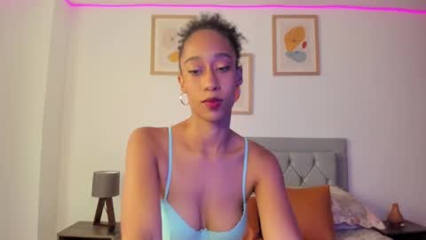 Jade smile online show from October 1, 3:28 pm