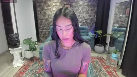 Snapshot of jade_porn chatting on September 18, 10:47 am Jade independent model online show from September 18, 10:47 am