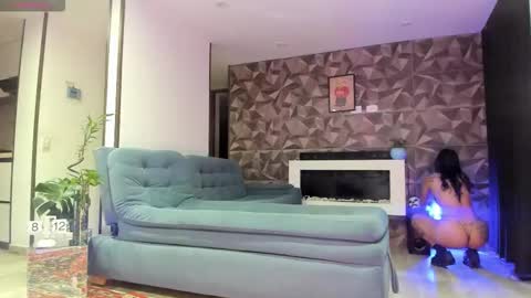 Snapshot of jade_porn chatting on September 19, 10:58 am Jade independent model online show from September 19, 10:58 am