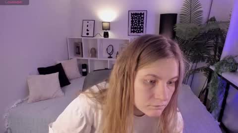 Snapshot of jade_soft chatting on March 8, 8:57 pm Jade online show from March 8, 8:57 pm