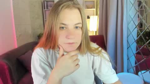 Snapshot of jade_soft chatting on September 17, 8:51 pm Jade online show from September 17, 8:51 pm
