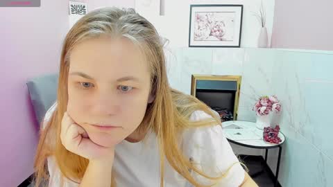 Snapshot of jade_soft chatting on February 2, 1:30 pm Jade online show from February 2, 1:30 pm
