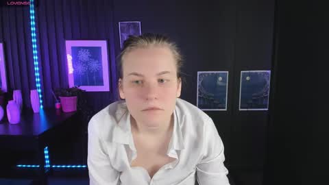 Snapshot of jade_soft chatting on February 22, 2:27 pm Jade online show from February 22, 2:27 pm