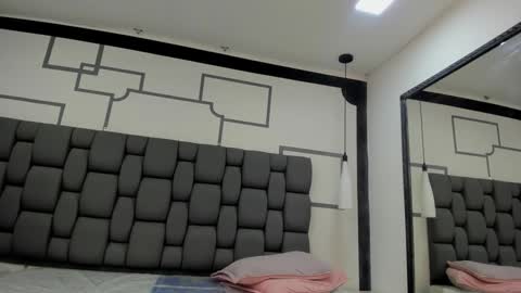 Jade  online show from December 16, 11:12 am