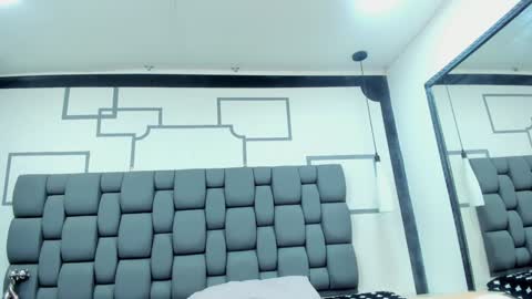 Jade  online show from December 24, 11:17 am