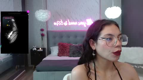 JADE online show from January 2, 8:24 pm