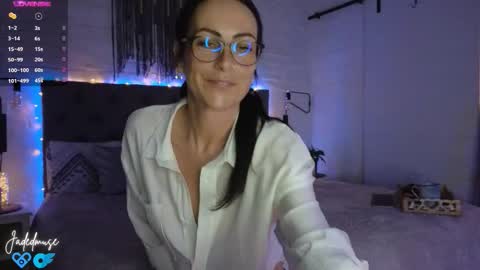 Snapshot of jadedmuse chatting on September 20, 10:08 pm Jade online show from September 20, 10:08 pm