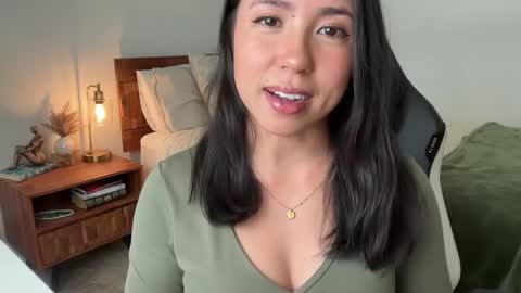 Jade Love online show from October 21, 6:23 pm