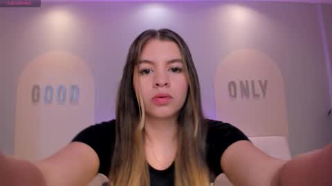 Snapshot of jademullerx chatting on September 11, 11:32 am JADE online show from September 11, 11:32 am