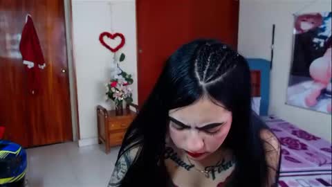 Jade online show from February 7, 3:08 pm