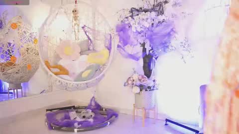 Snapshot of jadesummerr chatting on October 14, 11:35 am Jade Summer online show from October 14, 11:35 am