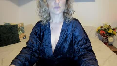 elena online show from February 20, 2:40 am