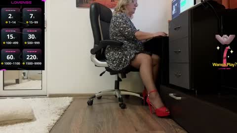 jameyla online show from January 8, 9:00 am
