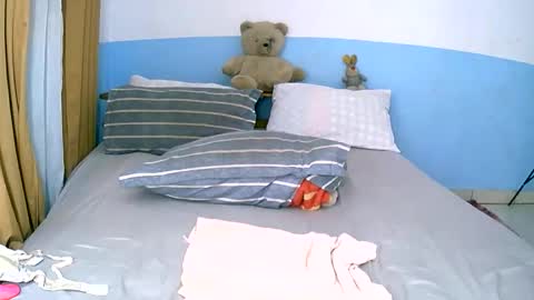 jamillah8 online show from April 29, 9:45 am