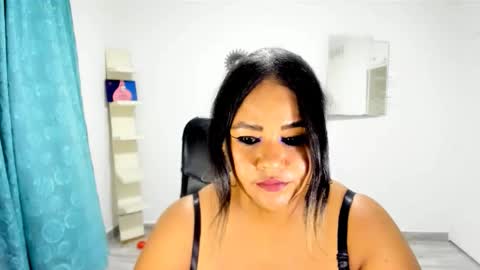 Snapshot of jan_milkhot chatting on October 19, 2:35 am jan_milkhot online show from October 19, 2:35 am