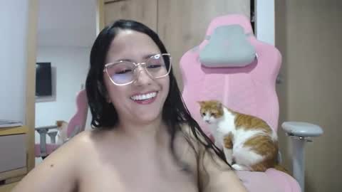 Snapshot of jandylovee chatting on October 24, 9:00 pm Johanna online show from October 24, 9:00 pm