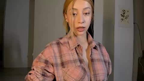 Jane online show from February 9, 8:02 pm