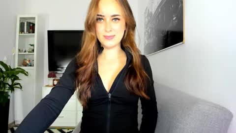 Snapshot of jane_queenx chatting on October 31, 11:58 am Jane online show from October 31, 11:58 am