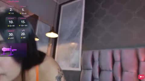 janettejones_ online show from February 26, 5:06 am