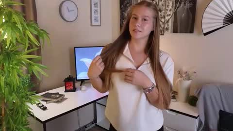 Eva online show from September 10, 10:04 am