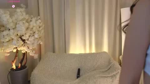 Janet online show from November 24, 11:34 am