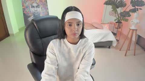 Snapshot of jany__love chatting on October 25, 10:56 am JANY online show from October 25, 10:56 am