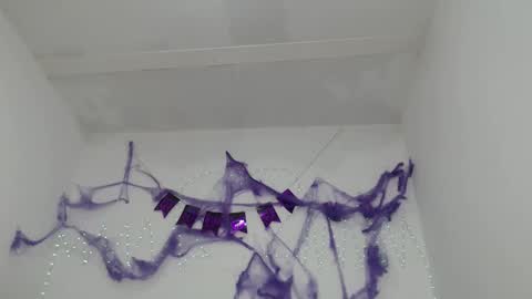 Snapshot of japonesa01 chatting on October 12, 10:34 pm Monik online show from October 12, 10:34 pm