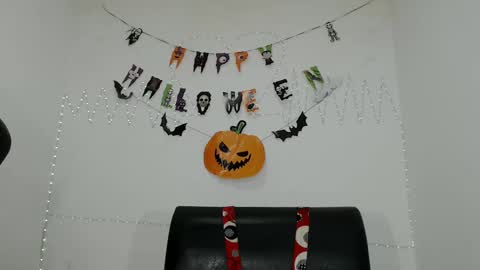 Snapshot of japonesa01 chatting on October 26, 12:06 am Monik online show from October 26, 12:06 am