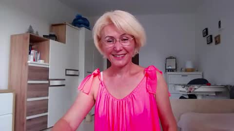 Jasmin room for people 40 online show from June 4, 1:26 pm