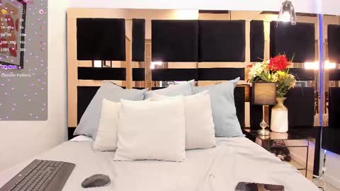 Snapshot of jasmin_villa chatting on September 16, 12:35 pm Jasmin online show from September 16, 12:35 pm