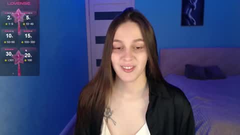 Snapshot of jasmine_doll_ chatting on December 6, 10:07 pm Jasmine online show from December 6, 10:07 pm