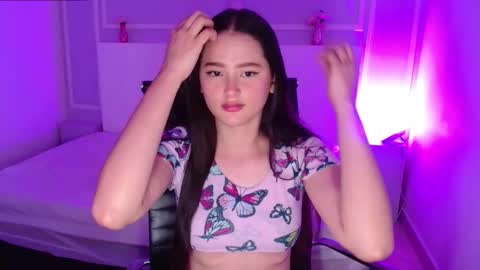 Snapshot of jasminebella0 chatting on February 21, 10:37 pm jasminebella0 online show from February 21, 10:37 pm