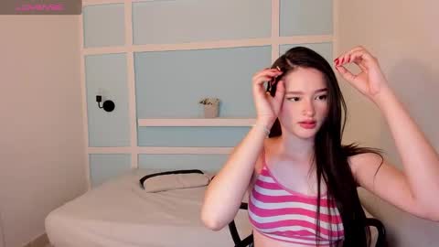 Snapshot of jasminebella0 chatting on February 24, 2:03 pm jasminebella0 online show from February 24, 2:03 pm