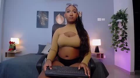 Instagram jasminecampbell1  online show from December 12, 10:09 pm