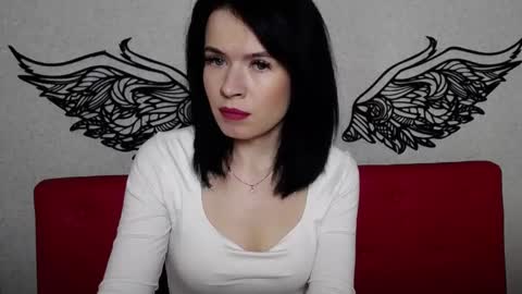 JasmineKouch online show from December 11, 6:20 pm