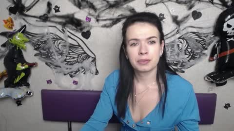 JasmineKouch online show from November 14, 12:49 pm