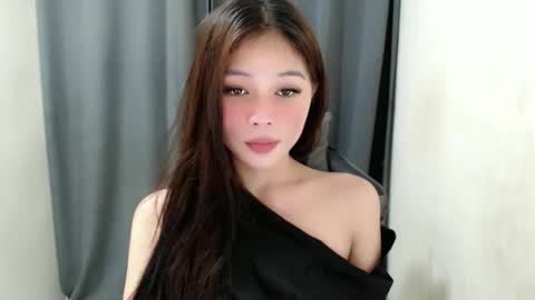 Snapshot of jassie_baee chatting on February 7, 2:04 pm jassie_baee online show from February 7, 2:04 pm