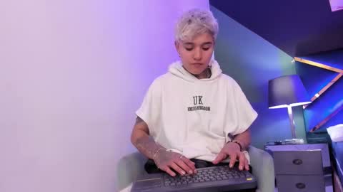 JAX online show from February 25, 3:49 am