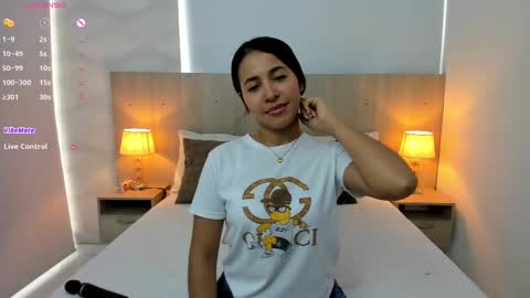 Jaylen Sweet OLINE  2 PM-10PM TIME COLOMBIA online show from October 1, 11:37 am